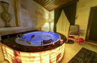 King Suite with Jacuzzi(Balcony)