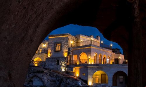 turkiye/nevsehir/uchisar/caldera-cave-hotel_b7b45375.jpg