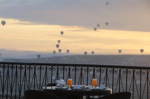 turkiye/nevsehir/uchisar/romance-cave-suites_2360c78e.jpg