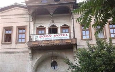 Born Otel · 2