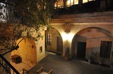 turkiye/nevsehir/urgup/cappadocia-history-cave-hotel-667504.jpg
