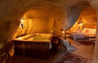 King Cave Suite