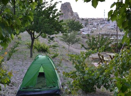 turkiye/nevsehir/urgup/kapadokya-karsi-bag-camping-1878102344.JPG