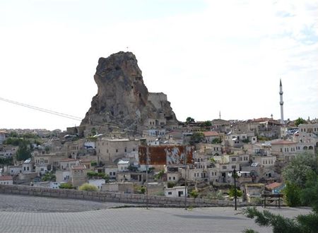 turkiye/nevsehir/urgup/kapadokya-karsi-bag-camping-796008479.JPG