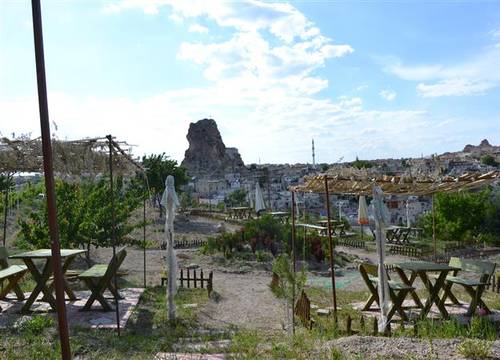 turkiye/nevsehir/urgup/kapadokya-karsi-bag-camping-809735325.JPG