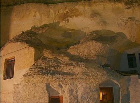 turkiye/nevsehir/urgup/monastery-hotel-978140.jpg
