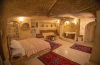 King Mağara Suite