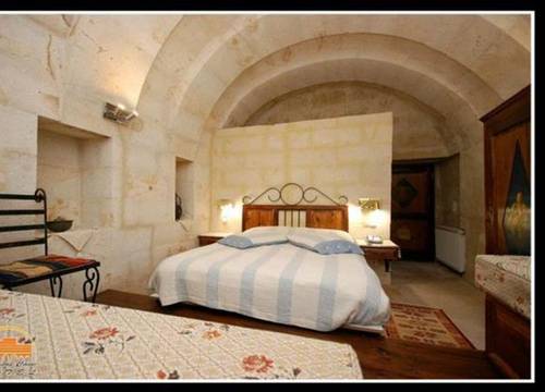 turkiye/nevsehir/urgup/sinasos-cave-hotel-837714624.jpg