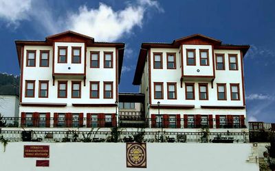 Karlibel Ikizevlerhotel · 2