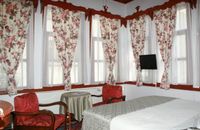 Самостоятелна стая