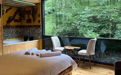 Uc Pinar Suit Bungalow Restoran · 3
