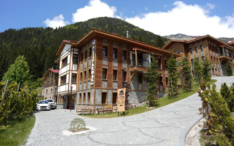 Altıparmak Otel · 1
