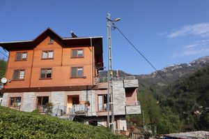 turkiye/rize/camlihemsin/april5-apart_d34eb7bc.jpg