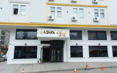 Rhisos Gold Otelll · 4