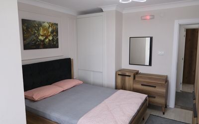 Sama House · 5