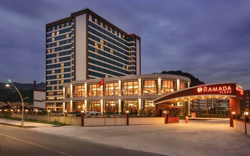 Ramada Plaza By Wyndham Rize · 1
