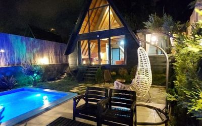 Yura Bungalov 2 · 4