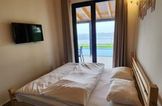 turkiye/sakarya/sapanca/1dcaaeb7b2fd44c38a86bb644dc4a1ecf03412a36ff147358422f6e498fd4ee5.jpg
