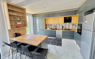 Vista Villa · 5