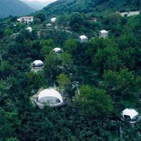 Phalesia Glamping Hotel