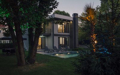 Villa Gray · 5