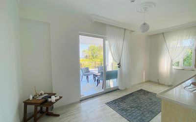 Ata Villa · 4