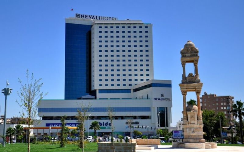 Nevali Hotel · 1