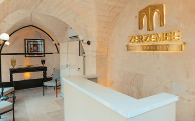 Zerzembe Otel · 2
