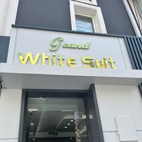 Grand White Suit Otel