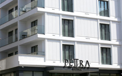 Petra Art Hotel · 2