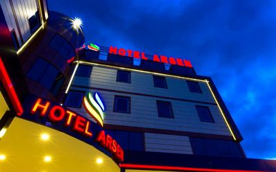 Arsen Hotel · 4