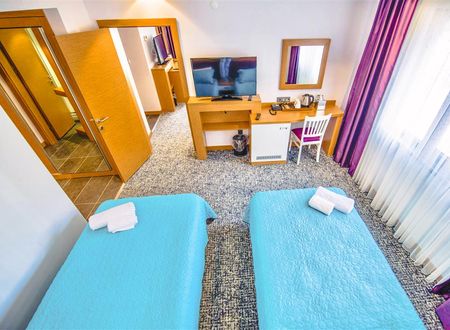 turkiye/trabzon/caykara/golden-inn-hotel-uzungol-e1581a58.jpg