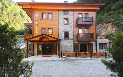 İlhan Kardeşler Apart Otel · 3