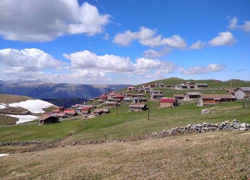 turkiye/trabzon/caykara/karester-yaylasi-migroras-otel-restaurant_2850920d.jpg