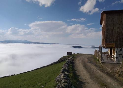 turkiye/trabzon/caykara/karester-yaylasi-migroras-otel-restaurant_6767b9a7.jpg