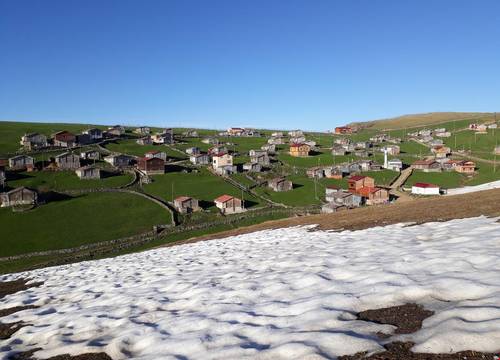 turkiye/trabzon/caykara/karester-yaylasi-migroras-otel-restaurant_7f081c85.jpg