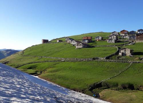 turkiye/trabzon/caykara/karester-yaylasi-migroras-otel-restaurant_e3c67843.jpg