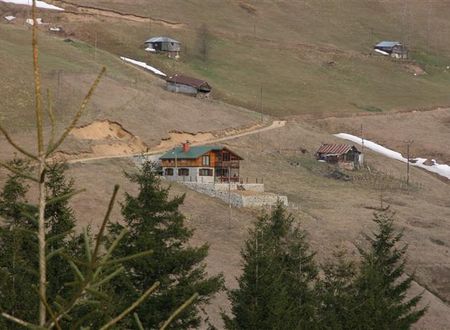 turkiye/trabzon/macka/azra-dag-evi-1252626613.JPG