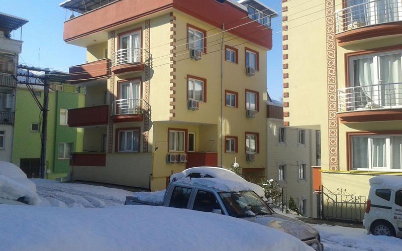 Menekşe Apart · 1