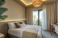 Deluxe Double Room With Sea View and Balcony