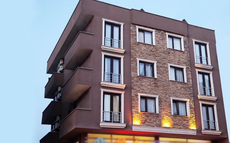 Moon Residence · 1