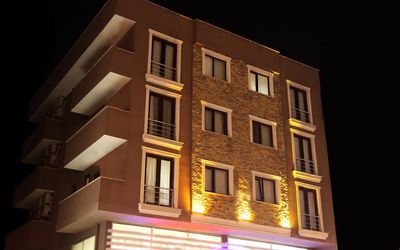 Moon Residence · 3