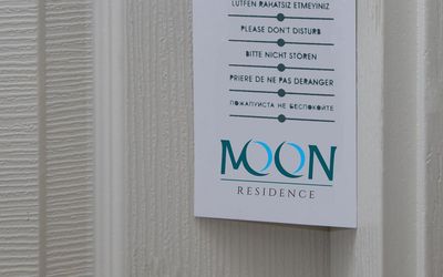 Moon Residence · 5