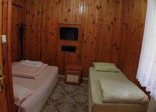 turkiye/trabzon/uzungol/uzungol-motel-812134079.JPG