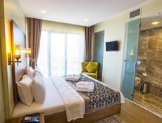 SUITE MIT MEERBLICK
