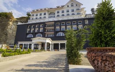 Mell Boutique Hotel · 3