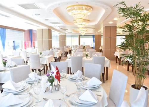 turkiye/usak/usakmerkez/ozgobek-ronesans-hotel-de-luxe-d261f442.png