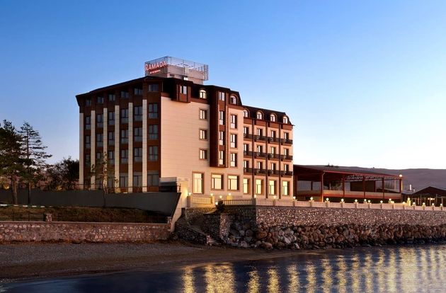turkiye/van/edremit/ramada-by-wyndham-van_c38949f9.jpg