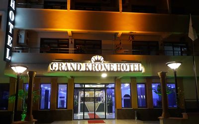 Grand Krone Hotel · 3
