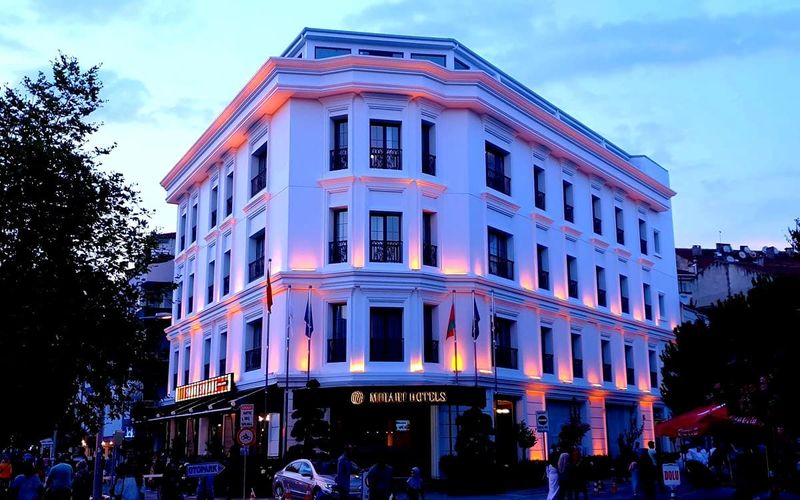 Mirart Hotel Boutique & Spa · 1